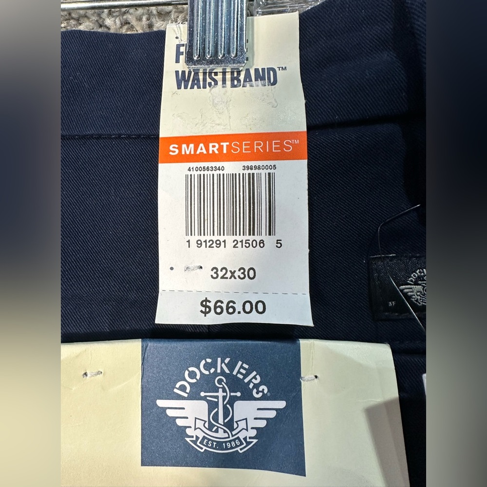 NWT Dockers Men's Straight Fit Workday Khaki Size 32x30 - Picture 6 of 7